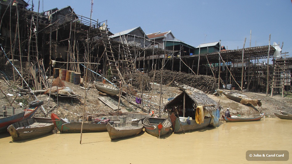 J01_1659 Life on the river.JPG